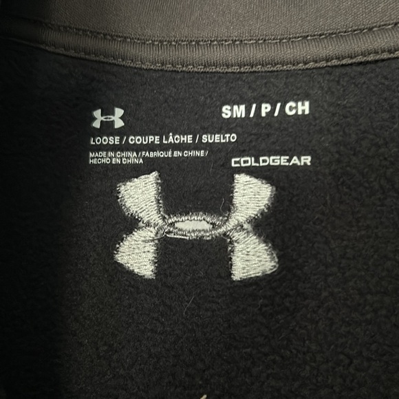 UNDER ARMOUR Navy zipper pullover cold gear. - Picture 2 of 5